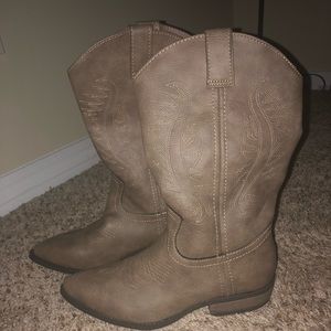 Rampage cowboy boots